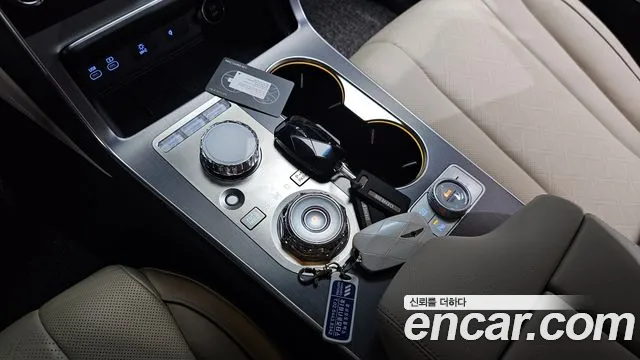 Genesis GV80 — Фото автомобиля 9