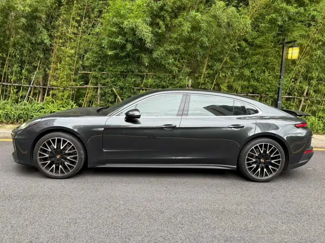 Porsche Panamera — Фото автомобиля 7