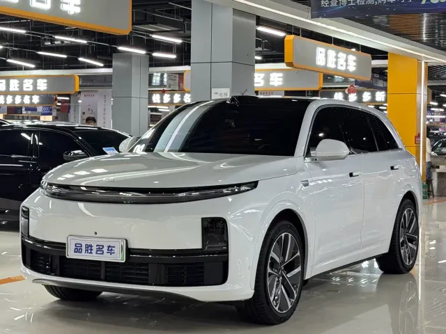 Фотография автомобиля — Li Auto L7