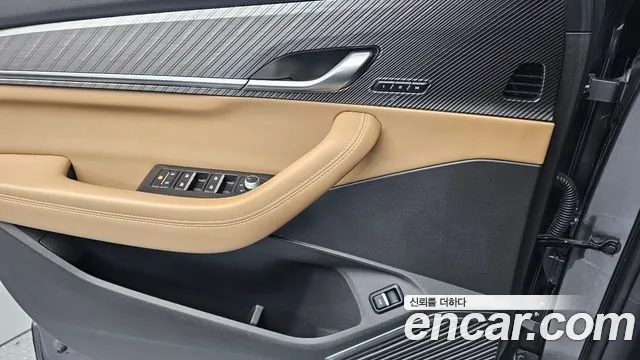 Renault-KoreaSamsung Grand Koleos Grand Koleos — Фото автомобиля 16