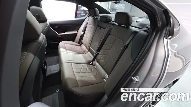 BMW 5-Series — Фото автомобиля 4