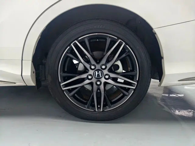 Honda Odyssey — Фото автомобиля 9