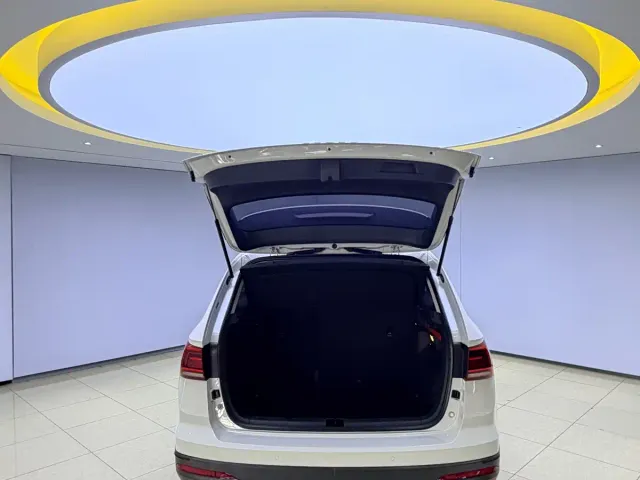 Volkswagen Tharu — Фото автомобиля 7