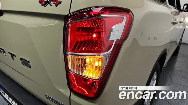 KG_Mobility_Ssangyong Rexton Новый Rexton Sport Дизель 2.2 4WD — Фото автомобиля 23