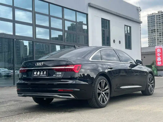 Audi A6L — Фото автомобиля 9