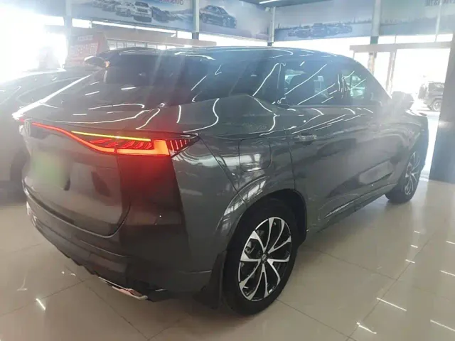 Changan UNI-Z — Фото автомобиля 6