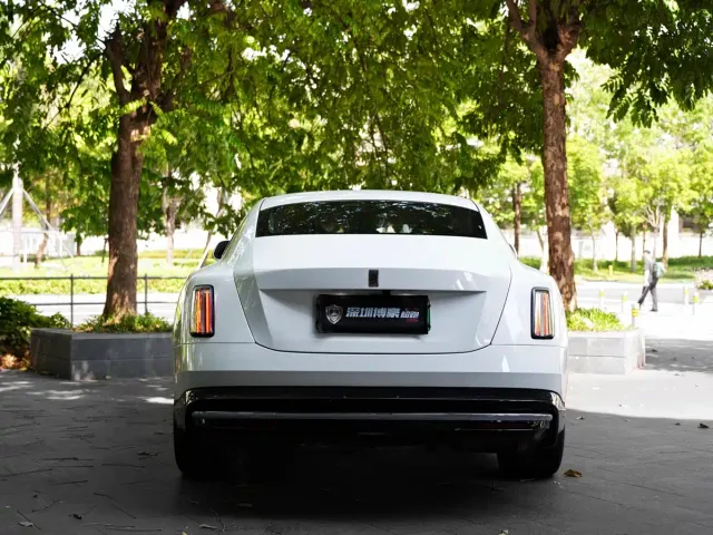 Rolls-Royce Spectre — Фото автомобиля 21
