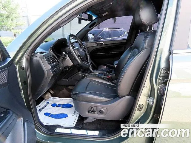 KG_Mobility_Ssangyong Rexton Новый Rexton Sport Khan Дизель 2.2 4WD — Фото автомобиля 10