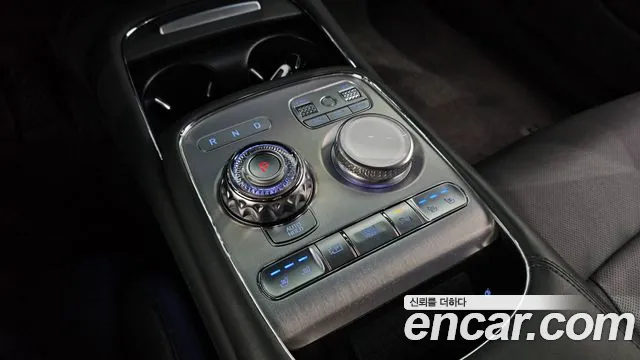 Genesis G90 Бензин 3.5 турбо AWD — Фото автомобиля 9