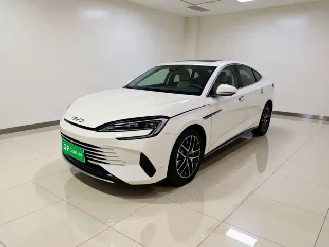 Фотография автомобиля — BYD Seal 07 DM-i