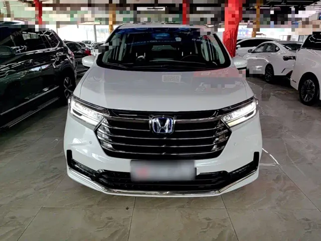 Honda Odyssey — Фото автомобиля 2