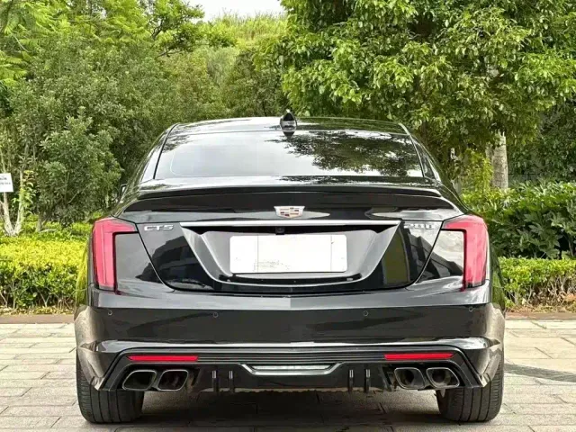 Cadillac CT5 — Фото автомобиля 8