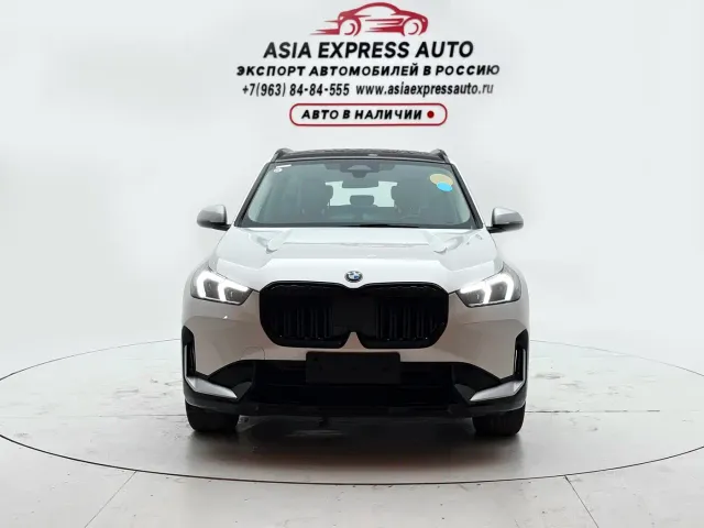 BMW X1 — Фото автомобиля 2