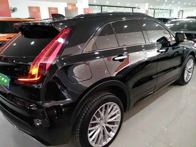 Cadillac XT4 — Фото автомобиля 6