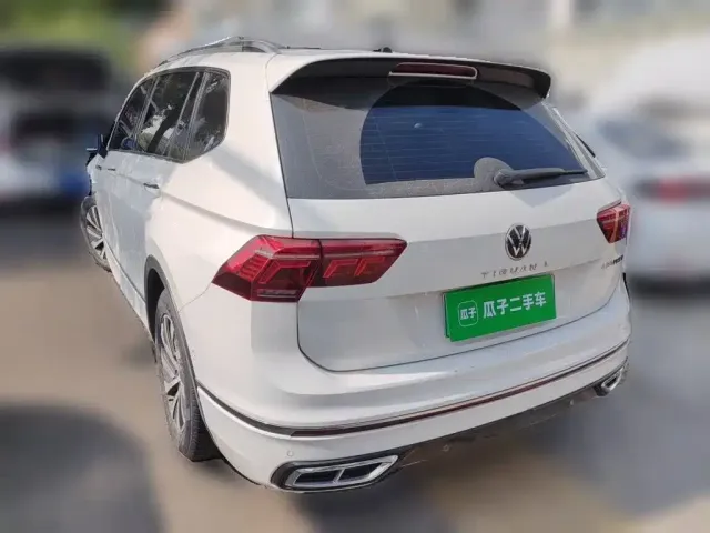 Volkswagen Tiguan L PHEV — Фото автомобиля 4