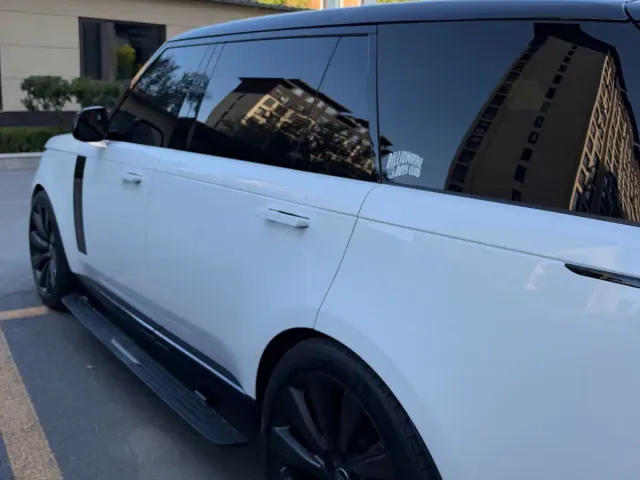 Land Rover Range Rover — Фото автомобиля 4