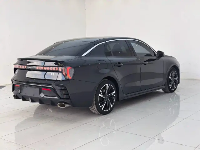 Lynk & Co 03 — Фото автомобиля 13