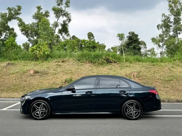 Mercedes-Benz C-Class — Фото автомобиля 4