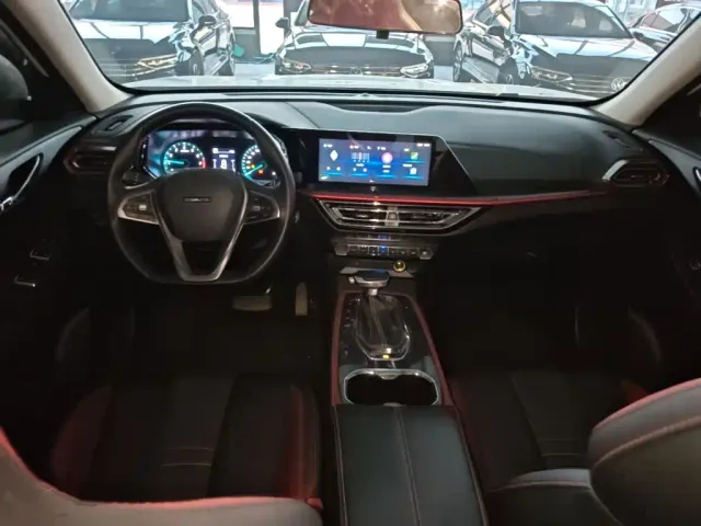 Changan Oushang X5 — Фото автомобиля 9