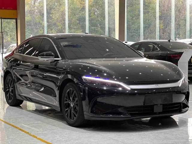 BYD Han — Фото автомобиля 3