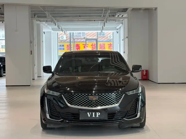 Cadillac CT5 — Фото автомобиля 2