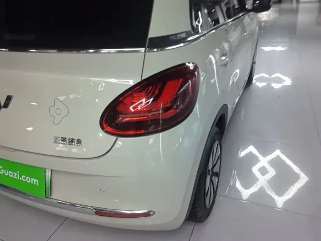 Wuling Bingo — Фото автомобиля 7