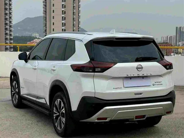 Nissan X-Trail — Фото автомобиля 8
