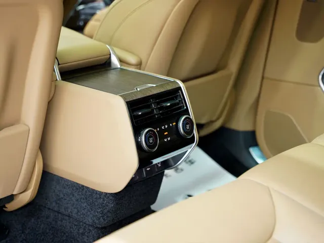 Land Rover Range Rover — Фото автомобиля 17
