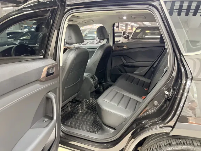Volkswagen Tharu — Фото автомобиля 11