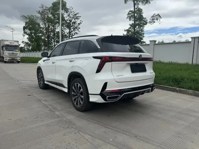 Changan CS75 Plus — Фото автомобиля 8