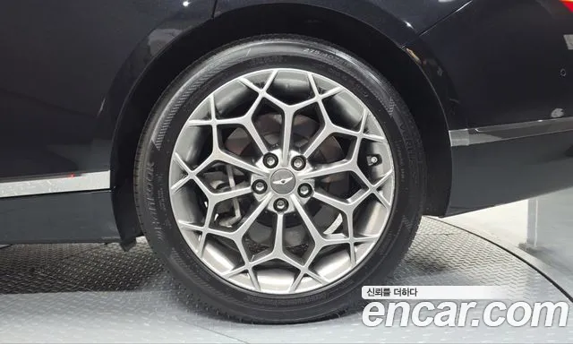 Genesis G80 RG3 — Фото автомобиля 6