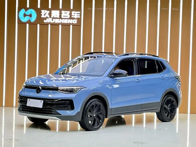 Фотография автомобиля — Volkswagen Tharu
