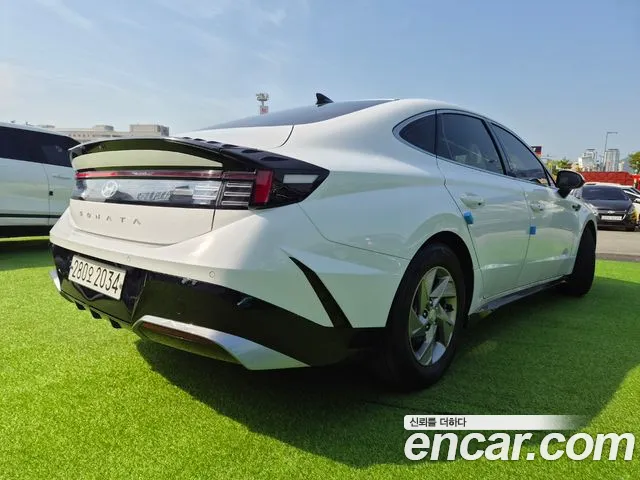 Hyundai Sonata — Фото автомобиля 3