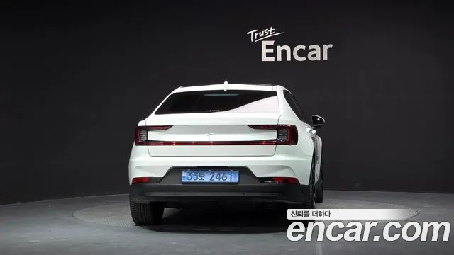 Polestar 2 — Фото автомобиля 4