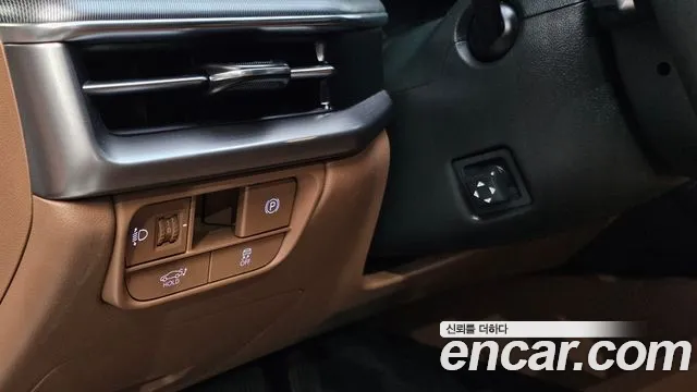 Hyundai Grandeur GN7 — Фото автомобиля 28