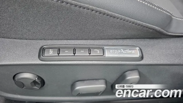 Volkswagen Golf Golf 8 поколение 2.0 TDI Prestige — Фото автомобиля 15