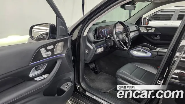 Mercedes-Benz GLE-Class — Фото автомобиля 15