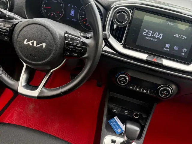 Kia KX1 — Фото автомобиля 15