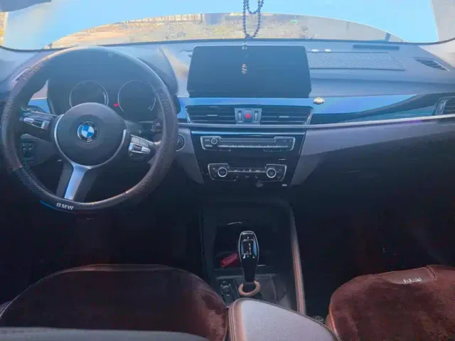 BMW X1 — Фото автомобиля 12