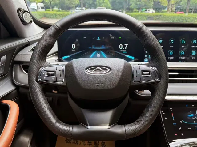 Chery Tiggo 8 PLUS 2021 Model 290TGDI DCT Luxury Edition — Фото автомобиля 13