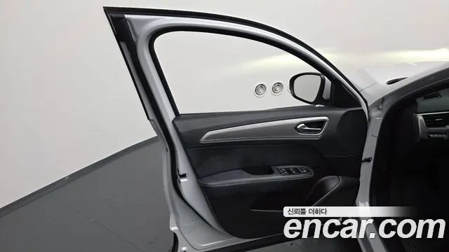 Renault-KoreaSamsung XM3 — Фото автомобиля 21
