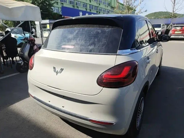 Wuling Motors Wuling Bingo 2024 333km Smart Connect Edition — Фото автомобиля 6