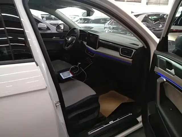 Volkswagen Tayron GTE Plug-in Hybrid — Фото автомобиля 24