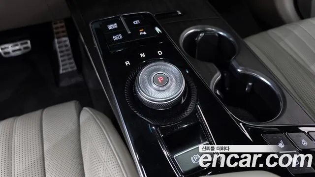 Kia K8 Hybrid — Фото автомобиля 12