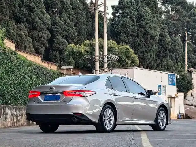 Toyota Camry — Фото автомобиля 9