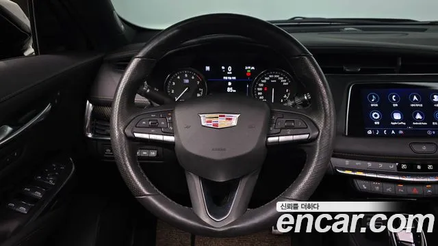 Cadillac XT4 2.0 Sport AWD — Фото автомобиля 5