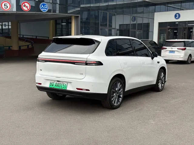 Leapmotor C10 — Фото автомобиля 8