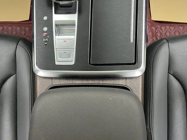 Audi Q7 — Фото автомобиля 22