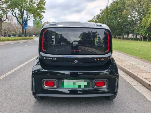 Baojun KiWi EV — Фото автомобиля 4