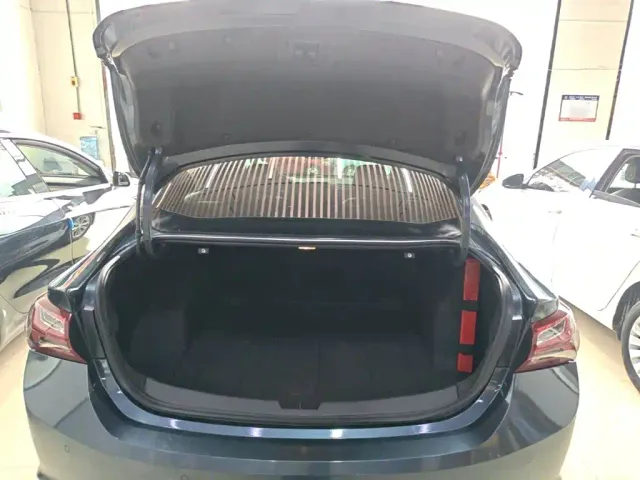 Chevrolet Malibu XL — Фото автомобиля 18